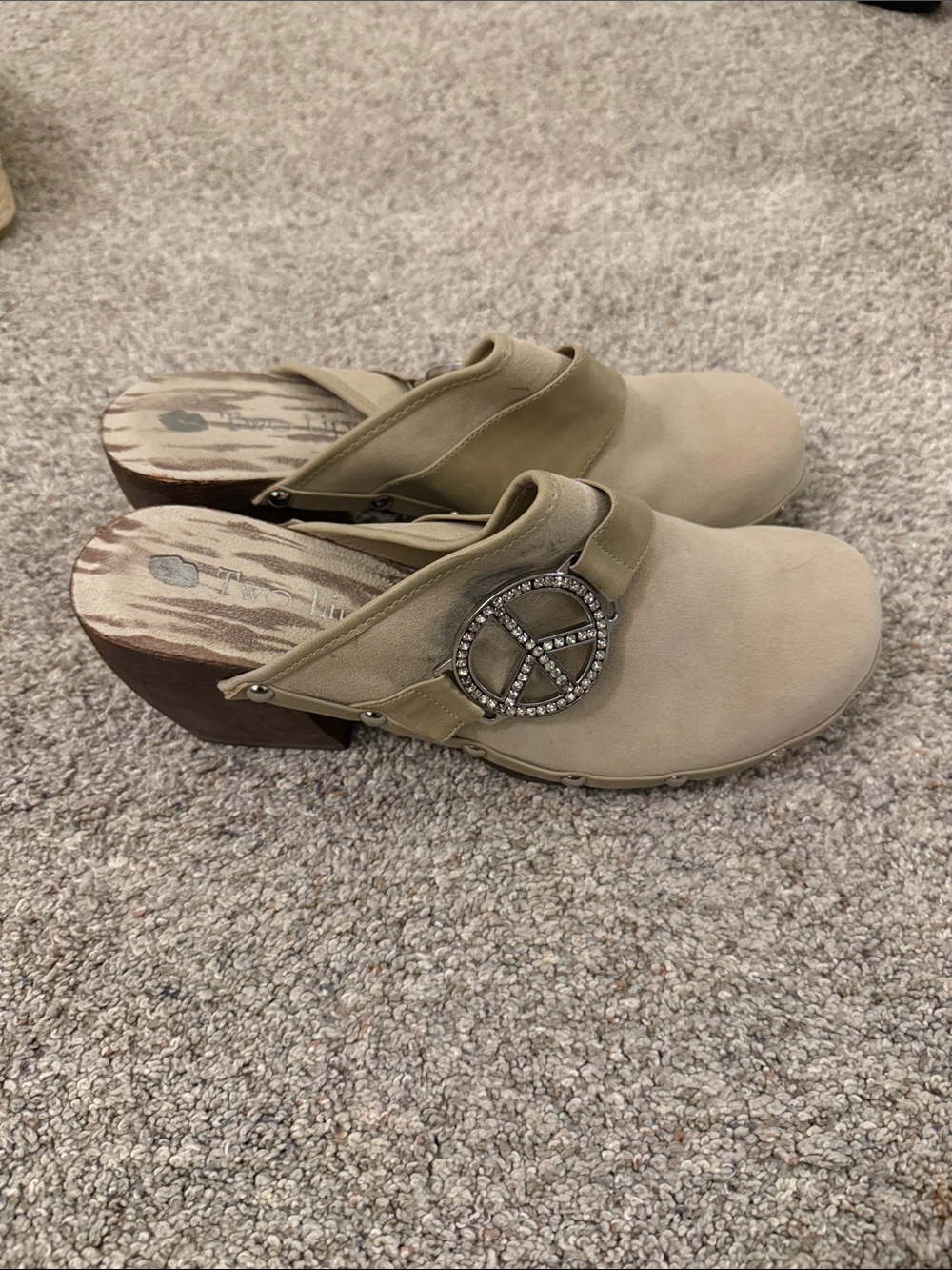 Two Lips Womens Peace sign Gem Studded Clogs/Mules 10M